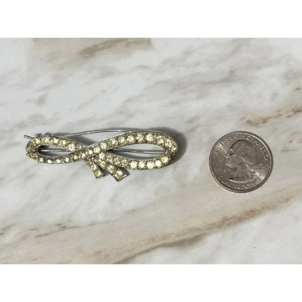 Vintage‎ Clear Rhinestone Bow Dress Fur Clip Double Prong Silver Tone 1940s
